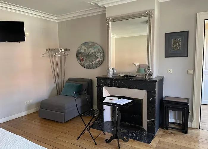 Oda ve Kahvaltı Maison D'hote De Myon 4*